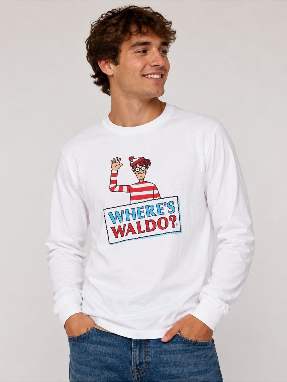 Where’s Waldo Search Puzzle Character Long Sleeve Super Cute Tee. NWOT.